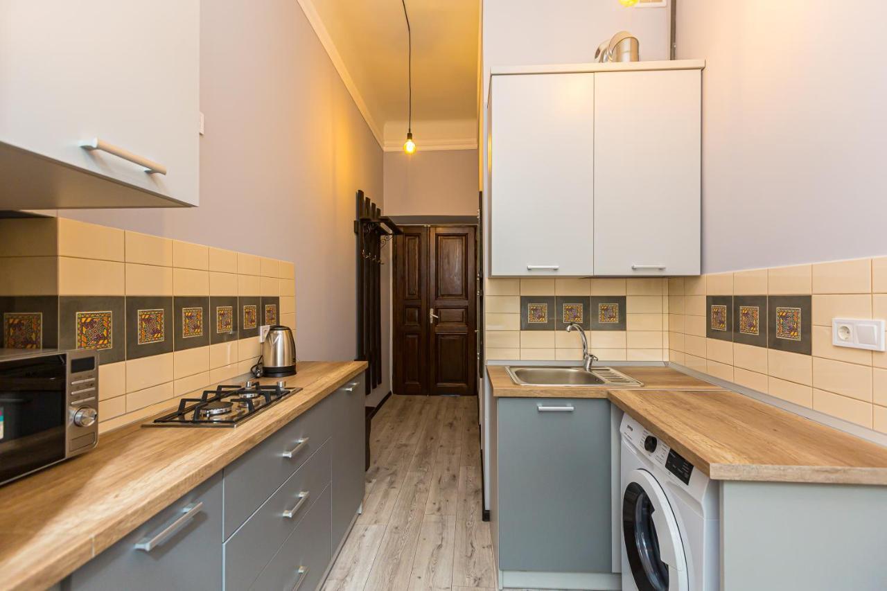 Apartament Центр На Вулиці Проспект Шевченка 12 Навпроти Макдональса З Балконом Lwów Zewnętrze zdjęcie