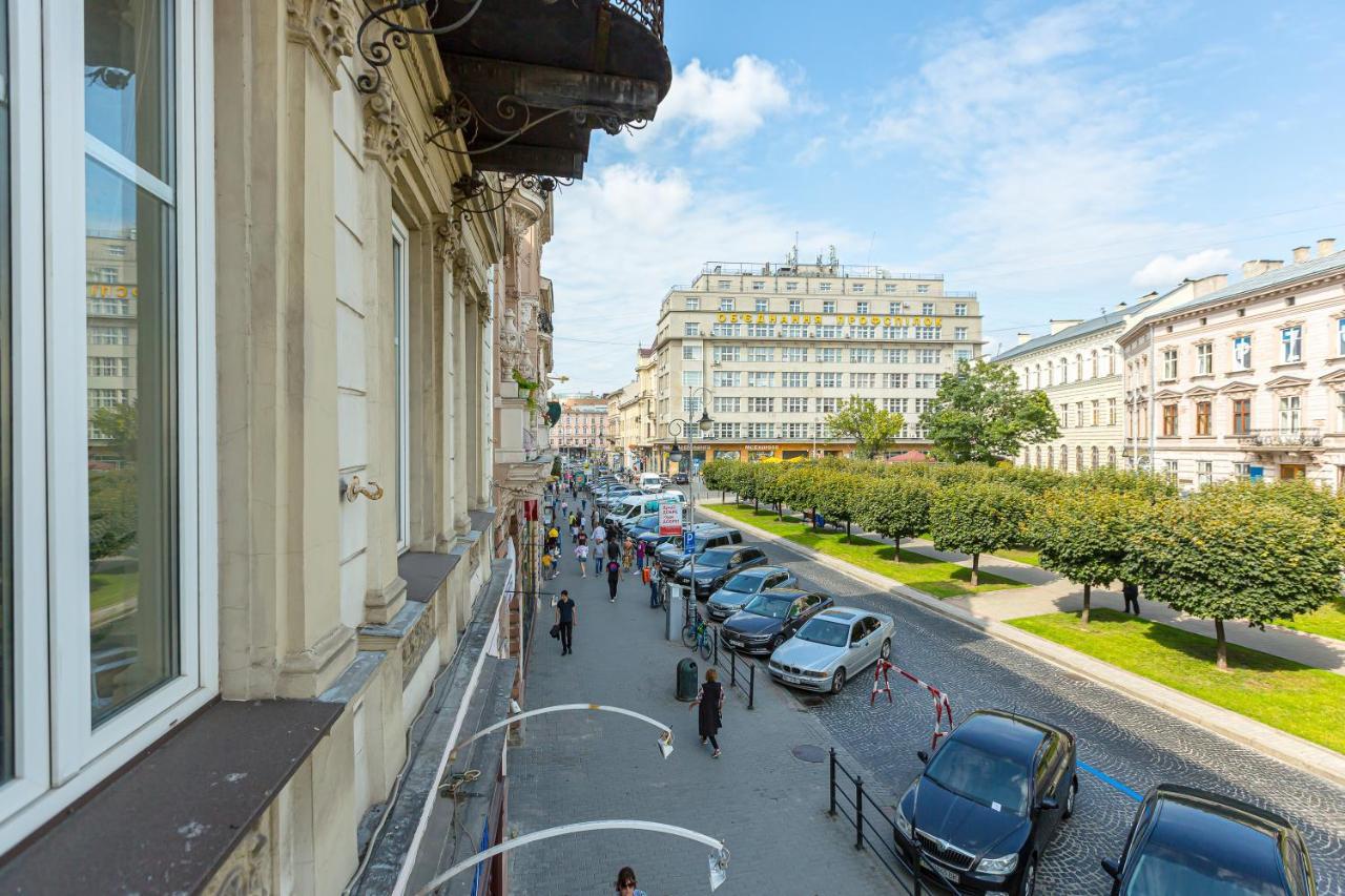 Apartament Центр На Вулиці Проспект Шевченка 12 Навпроти Макдональса З Балконом Lwów Zewnętrze zdjęcie