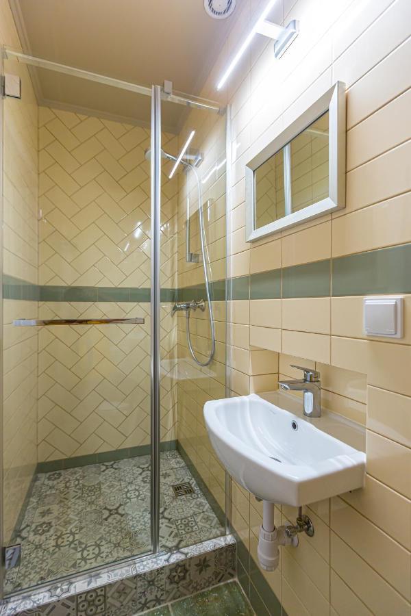 Apartament Центр На Вулиці Проспект Шевченка 12 Навпроти Макдональса З Балконом Lwów Zewnętrze zdjęcie